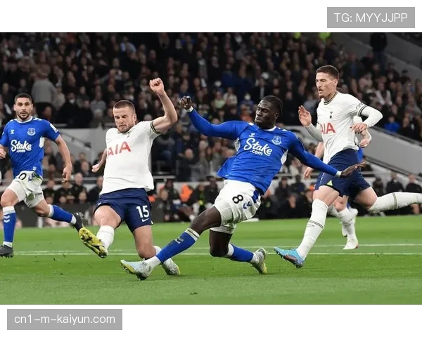 埃弗顿定位球战术成破局关键 基恩塔科夫斯基高空优势充分展现